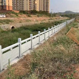 广元 白麻河道栏杆效果展示图