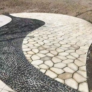 广元 黄金麻冰裂纹地铺石工地铺装案例