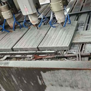 广元 芝麻白花岗岩荔枝面盲道雕刻