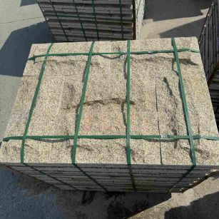 广元 黄金麻花岗岩石材自然面蘑菇石成品