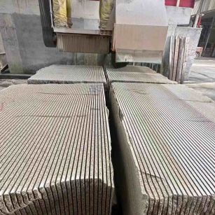 广元 车间生产日常，黄金麻白麻花岗岩