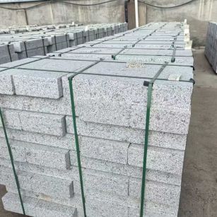 广元 白麻花岗岩路沿石，弧形路沿石，道牙石，马路牙子，界石，路缘石，平沿石，直岩石，平缘石等