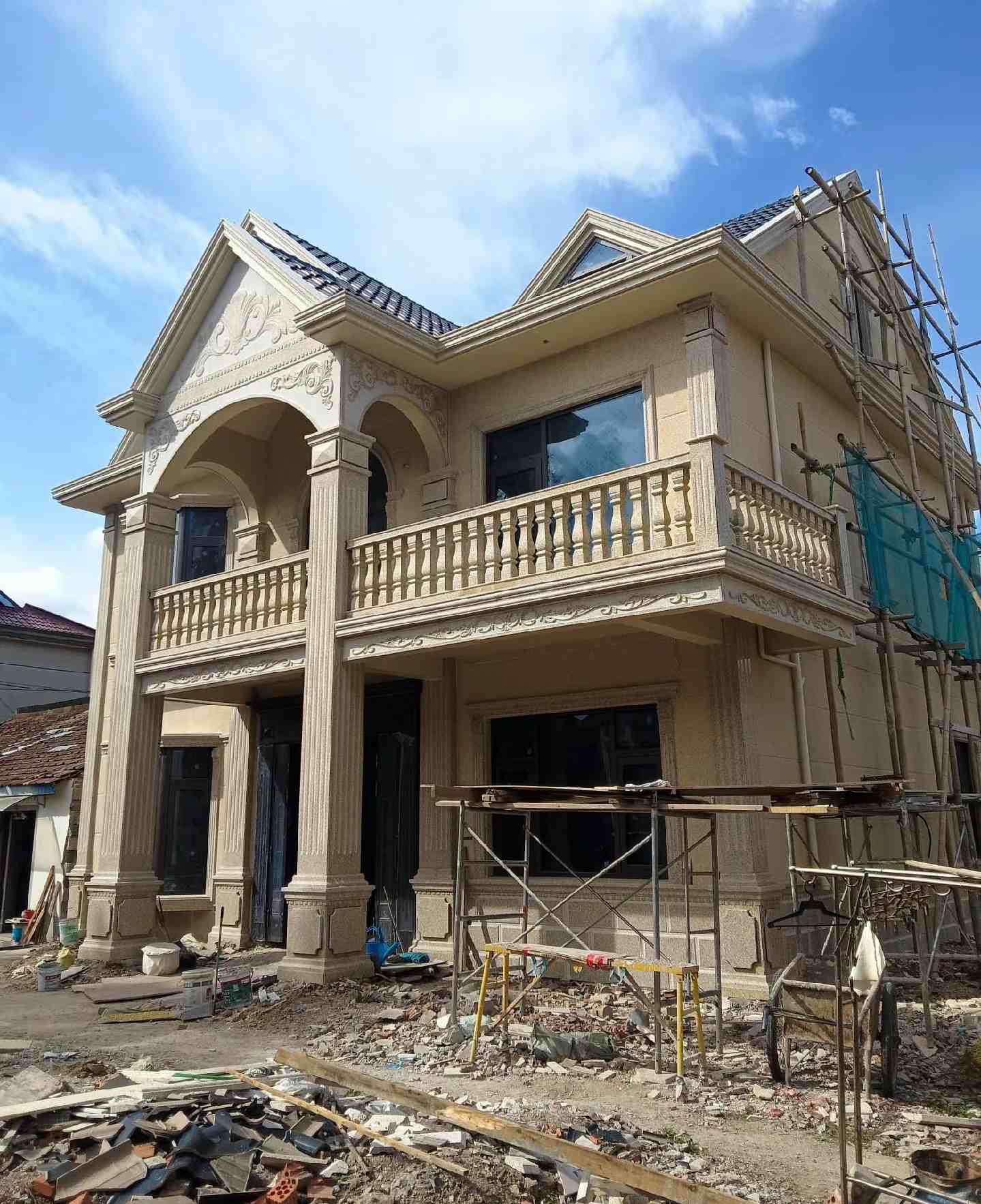 广元 黄金麻花岗岩石材私人别墅雕花门楼柱阳台栏杆