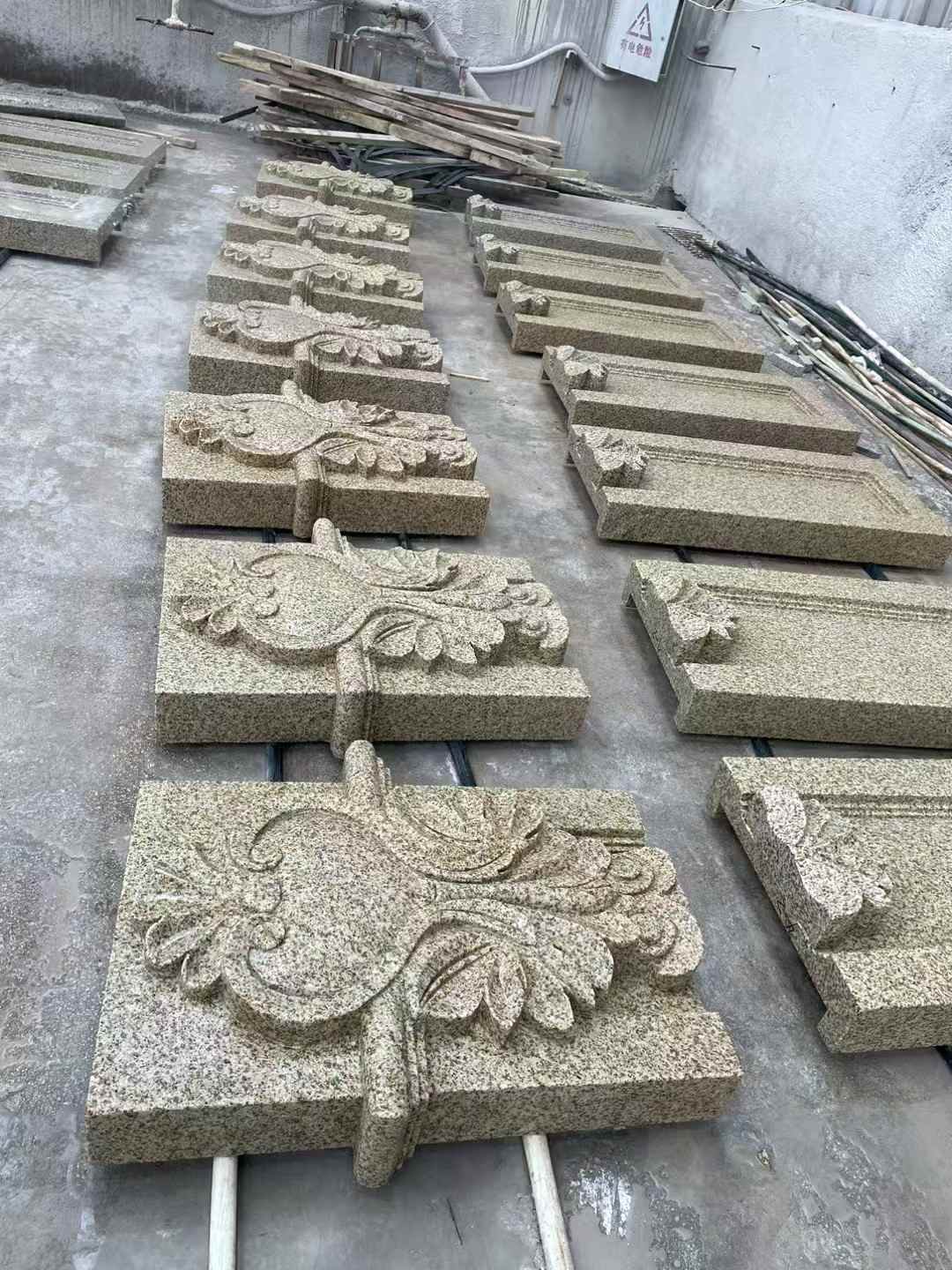 广元 黄金麻花岗岩别墅外墙雕刻板