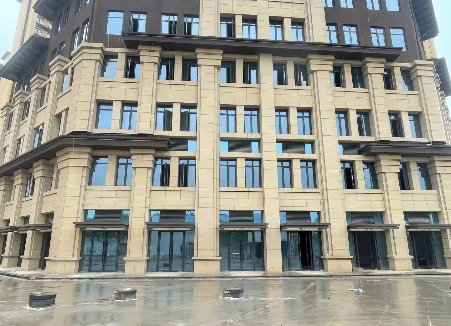 广元 黄金麻花岗岩荔枝面小区外墙干挂