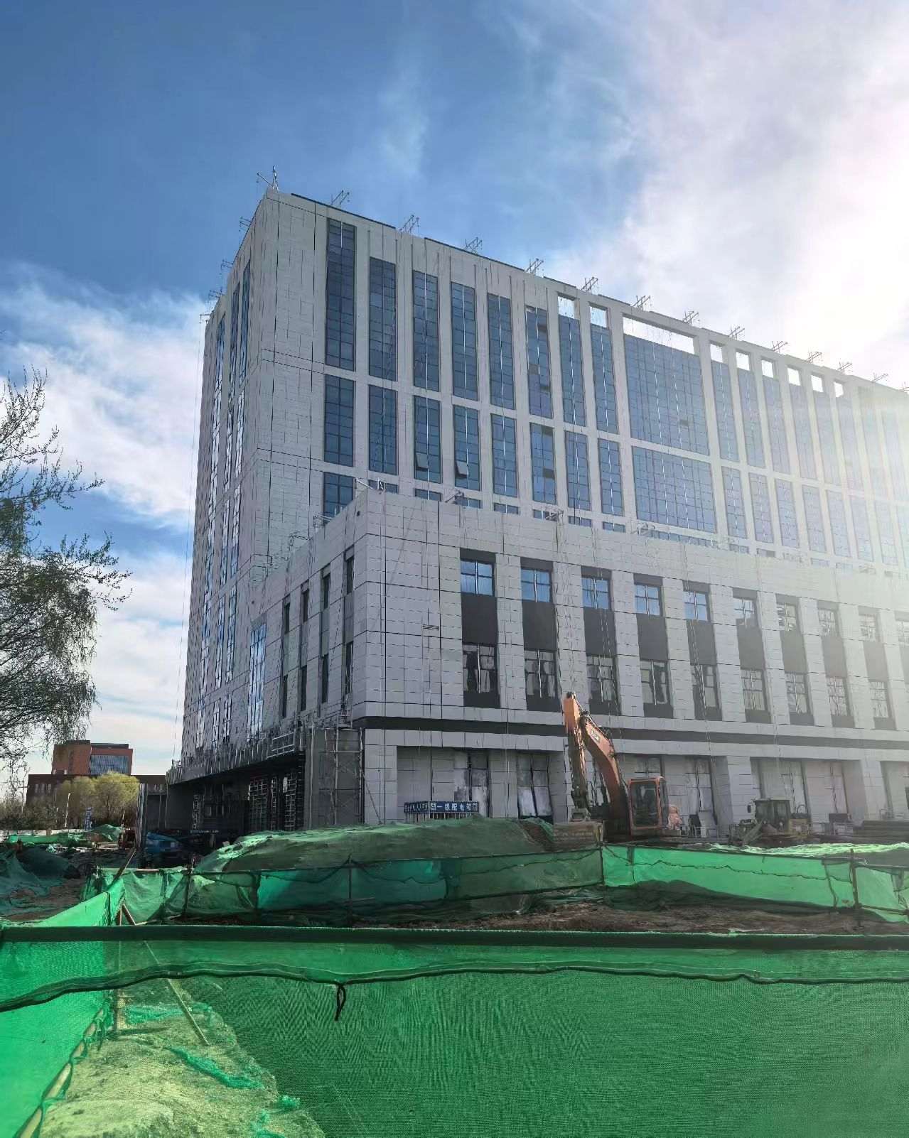 广元 白麻花岗岩石材外墙干挂