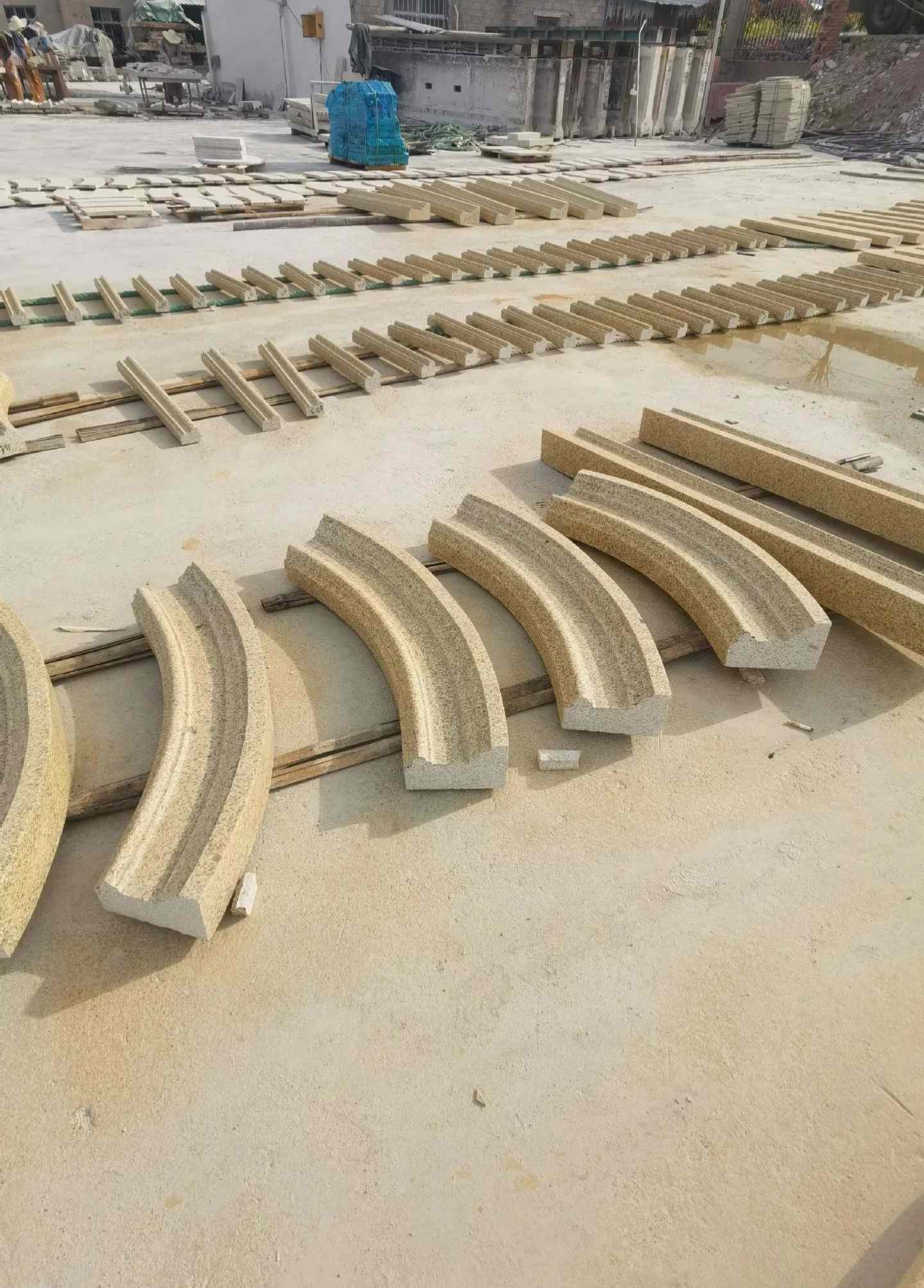 广元 黄金麻花岗岩别墅线条