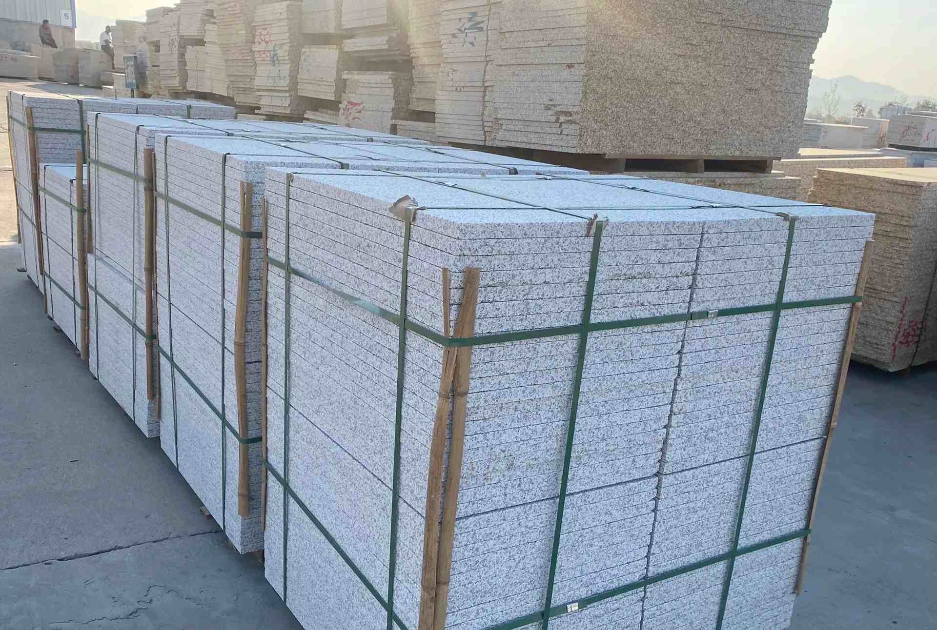 广元 白麻花岗岩荔枝面地铺石