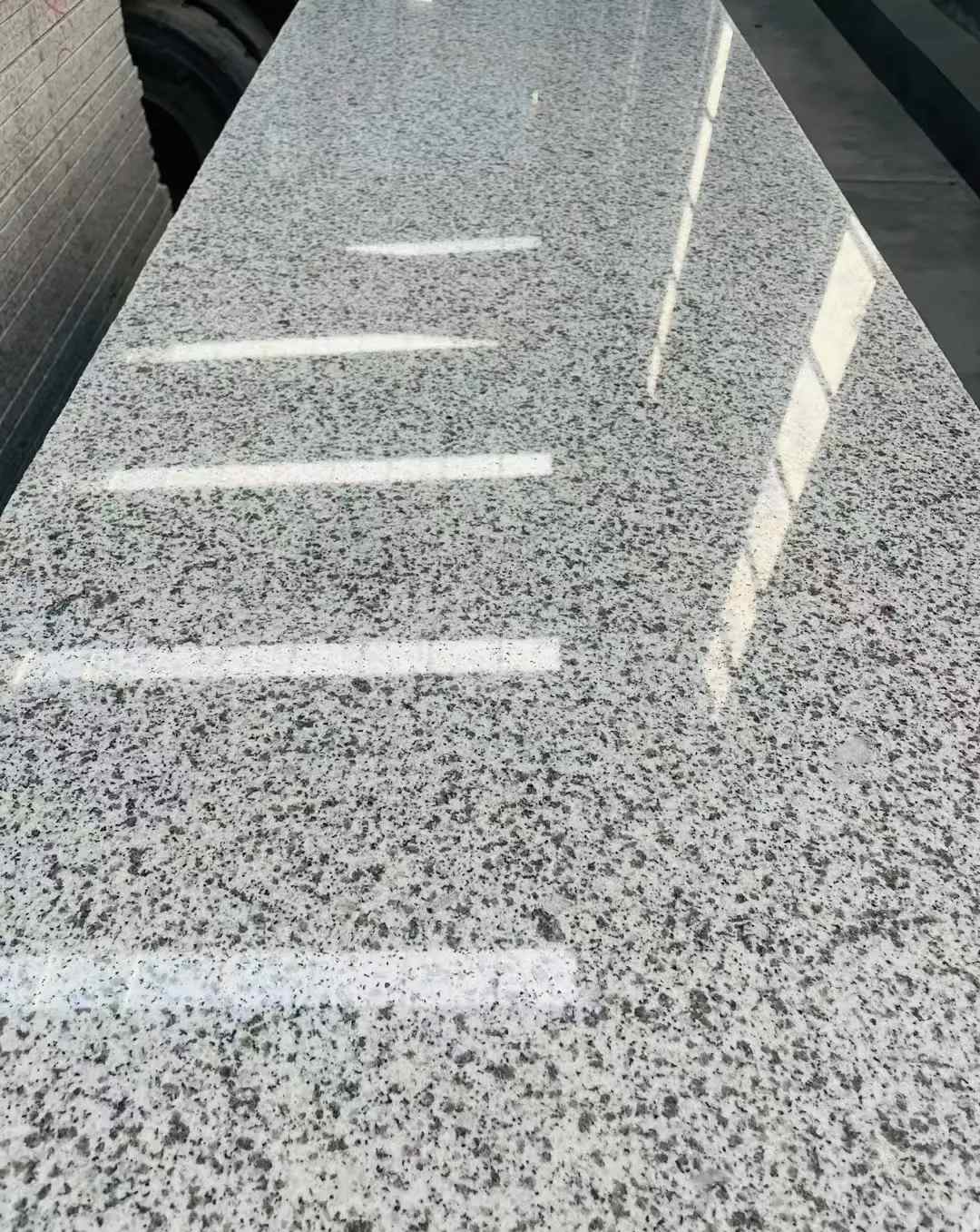 广元 白麻花岗岩光面毛板